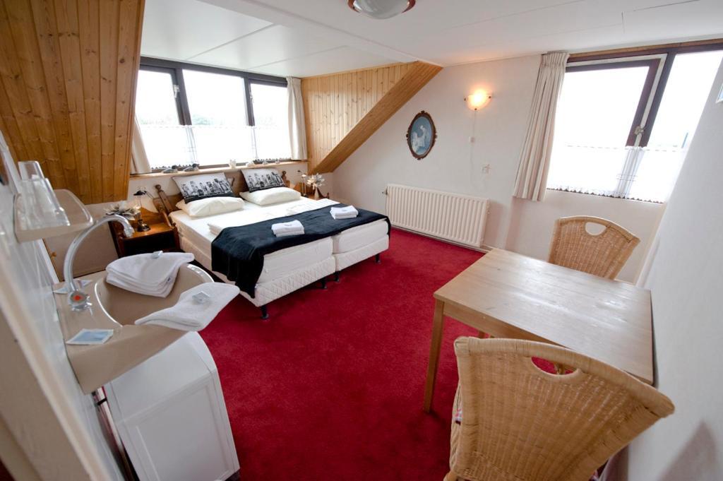 دي كوخ Guesthouse De Zonnestraal الغرفة الصورة